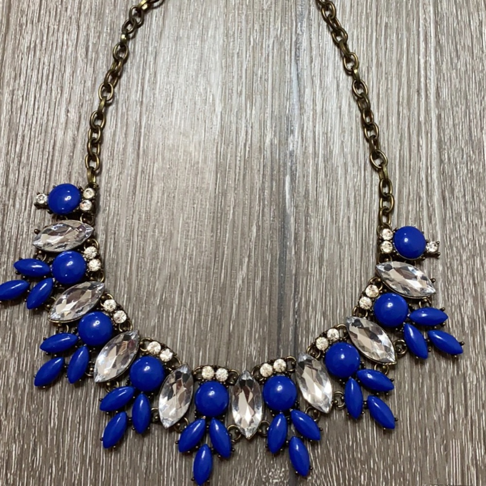 Statement piece necklace